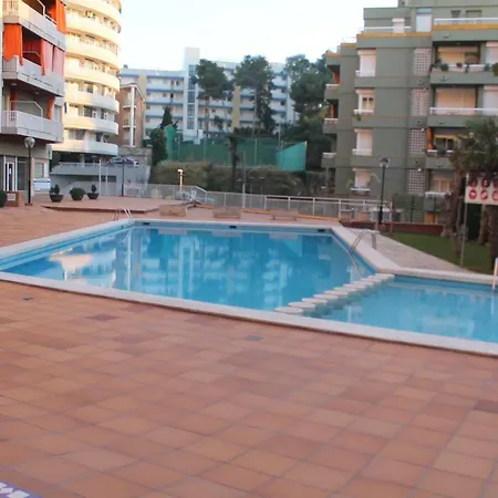Apartamento Con Piscina!!! Apartmán *
